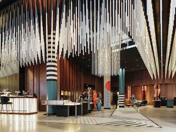 Pullman Berlin Schweizerhof fotoğrafı
