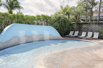 Embassy Suites By Hilton Dorado Del Mar Beach Resort