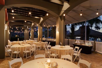 Embassy Suites By Hilton Dorado Del Mar Beach Resort