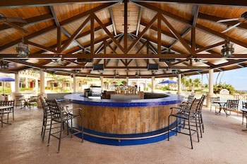 Embassy Suites By Hilton Dorado Del Mar Beach Resort