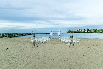Embassy Suites By Hilton Dorado Del Mar Beach Resort