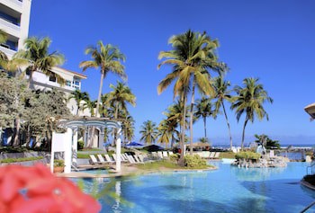 Embassy Suites By Hilton Dorado Del Mar Beach Resort