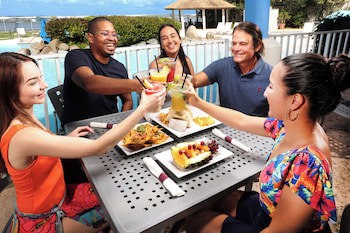 Embassy Suites By Hilton Dorado Del Mar Beach Resort