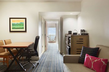 Embassy Suites By Hilton Dorado Del Mar Beach Resort