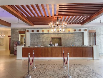 Embassy Suites By Hilton Dorado Del Mar Beach Resort