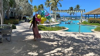 Embassy Suites By Hilton Dorado Del Mar Beach Resort
