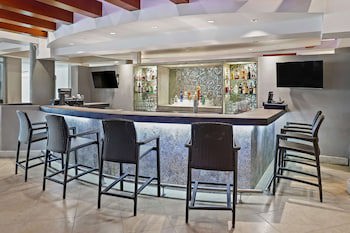 Embassy Suites By Hilton Dorado Del Mar Beach Resort
