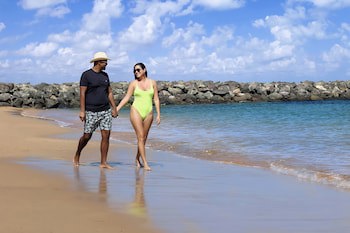 Embassy Suites By Hilton Dorado Del Mar Beach Resort