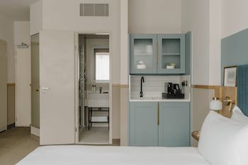 Club Quarters Hotel, St. Paul's