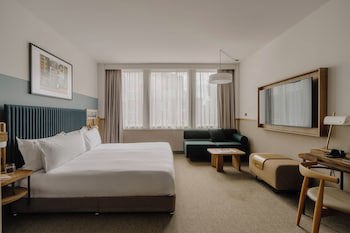 Club Quarters Hotel, St. Paul's