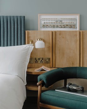 Club Quarters Hotel, St. Paul's