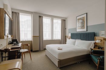 Club Quarters Hotel, St. Paul's