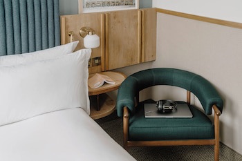 Club Quarters Hotel, St. Paul's