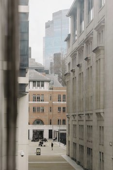 Club Quarters Hotel, St. Paul's