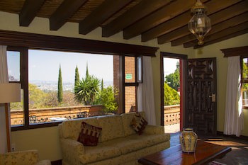 Villa Montana Hotel & Spa