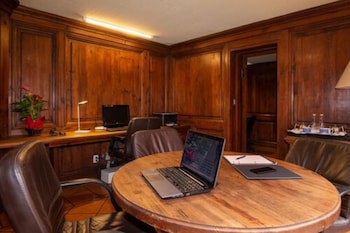 Villa Montana Hotel & Spa