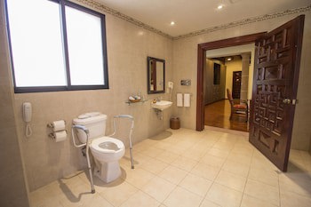 Villa Montana Hotel & Spa