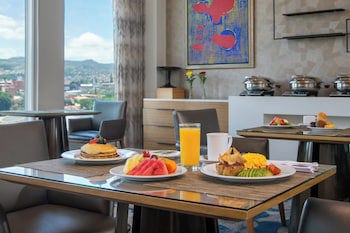 Real Intercontinental Tegucigalpa At Multiplaza Mall, An Ihg Hotel