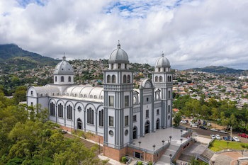 Real Intercontinental Tegucigalpa At Multiplaza Mall, An Ihg Hotel