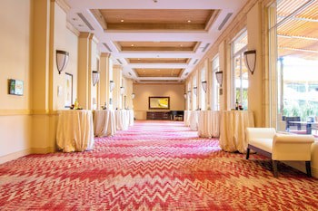 Real Intercontinental Tegucigalpa At Multiplaza Mall, An Ihg Hotel