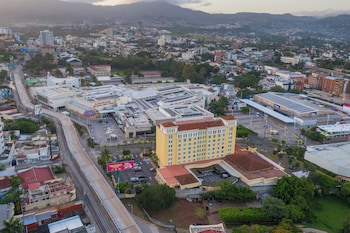 Real Intercontinental Tegucigalpa At Multiplaza Mall, An Ihg Hotel