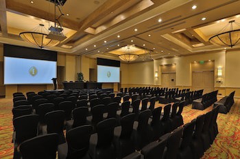 Real Intercontinental Tegucigalpa At Multiplaza Mall, An Ihg Hotel