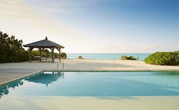 Como Parrot Cay