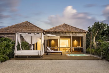 Como Parrot Cay