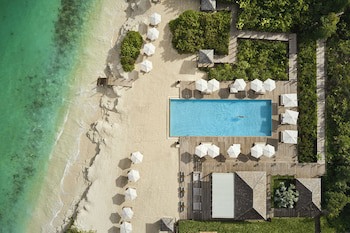Como Parrot Cay