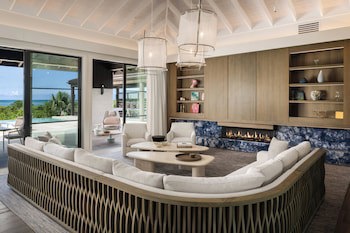 Como Parrot Cay