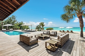 Como Parrot Cay