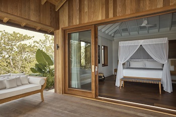 Como Parrot Cay