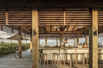 Como Parrot Cay