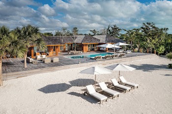 Como Parrot Cay