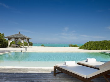 Como Parrot Cay