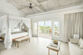Como Parrot Cay
