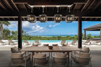 Como Parrot Cay