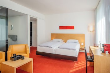 INNSiDE by Melia Dusseldorf Seestern galeri fotoğrafı