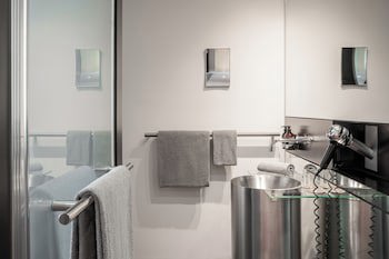 INNSiDE by Melia Dusseldorf Seestern galeri fotoğrafı