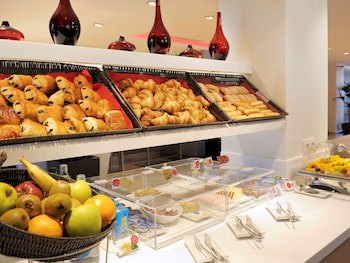 Ibis Barcelona Cornella