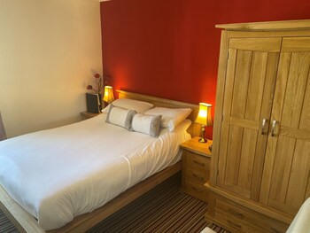 Boars Head Hotel