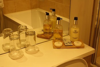 Boars Head Hotel