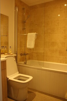 Boars Head Hotel