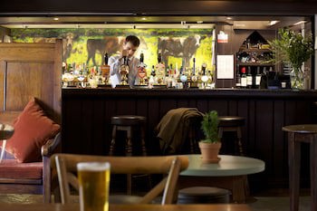 Bear Of Rodborough Hotel