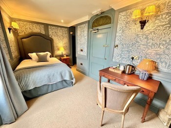 Bay Tree Hotel