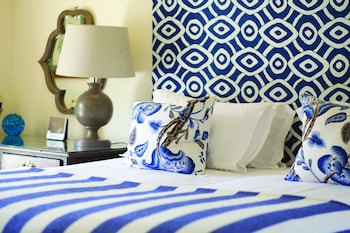 Bay Tree Hotel