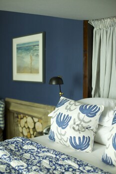 Bay Tree Hotel