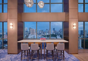 Grand Copthorne Waterfront