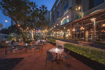 Grand Copthorne Waterfront