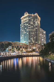 Grand Copthorne Waterfront